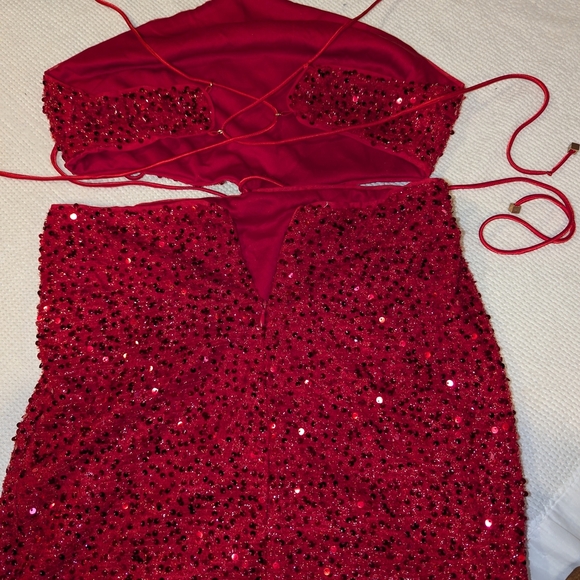 Red Sequin Embellished Halter Mini Dress - Picture 7 of 8